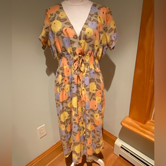 Angela Plus Dresses & Skirts - NWT Angela 2X Floral Dress